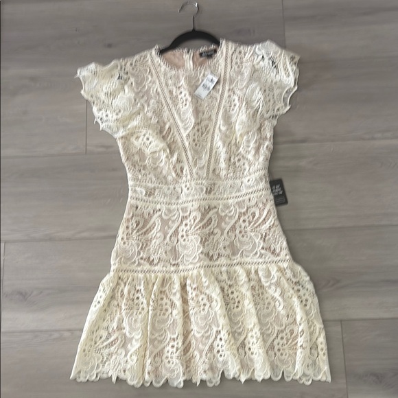 Express Cream Lace Dress - Picture 1 of 8